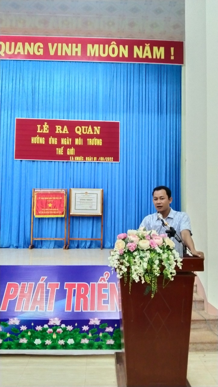 UBND XÃ ÊA KNUẾC TỔ CHỨC LỄ RA QUÂN HƯỞNG ỨNG NGÀY MÔI TRƯƠNG THẾ GIỚI 05/06/2022
